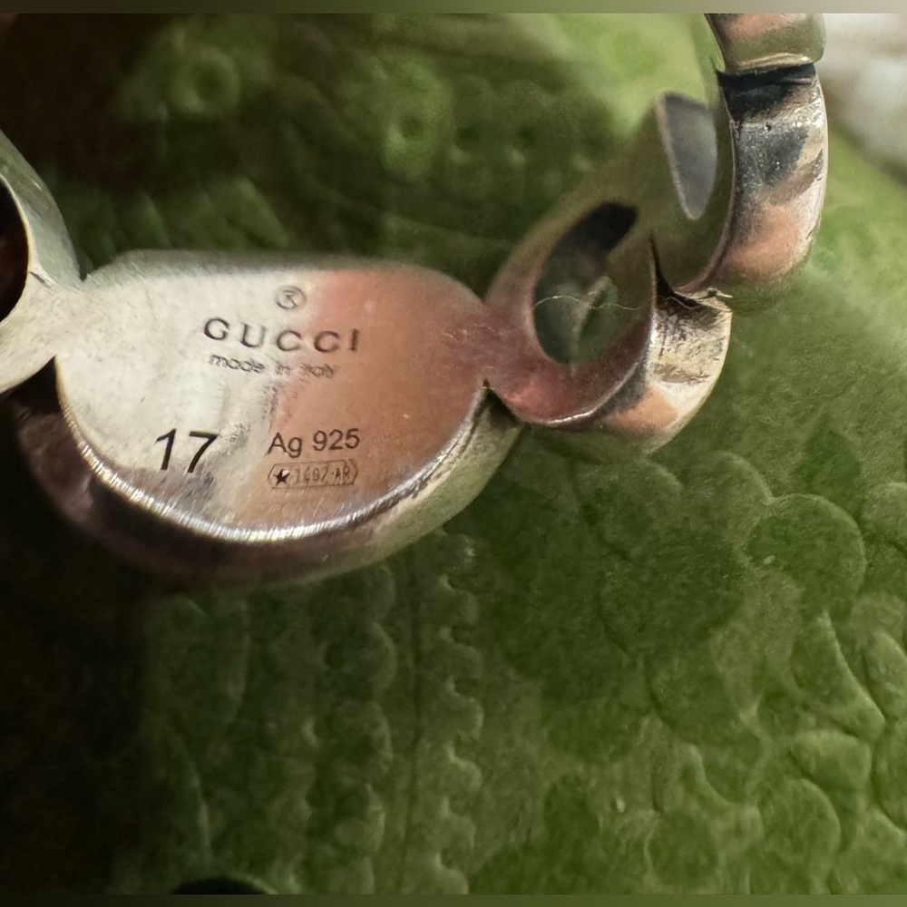 Gucci Sterling Silver and Blue GG Logo Ring - Picture 6 of 8